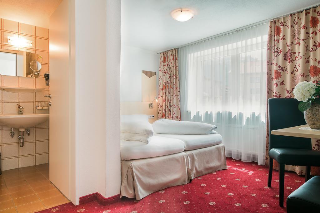 Alpenhotel Regina Nauders Eksteriør bilde